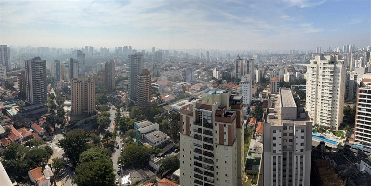 Apartamento à venda com 4 suítes em Vila Mariana, São Paulo, SP