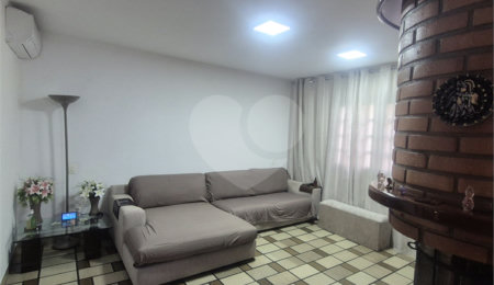 Casa à venda com 4 quartos, sendo 3 suítes, em Planalto Paulista, São Paulo, SP