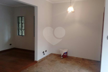 Casa Térrea à venda com 3 quartos, sendo 1 suíte, em Parada Inglesa, São Paulo, SP