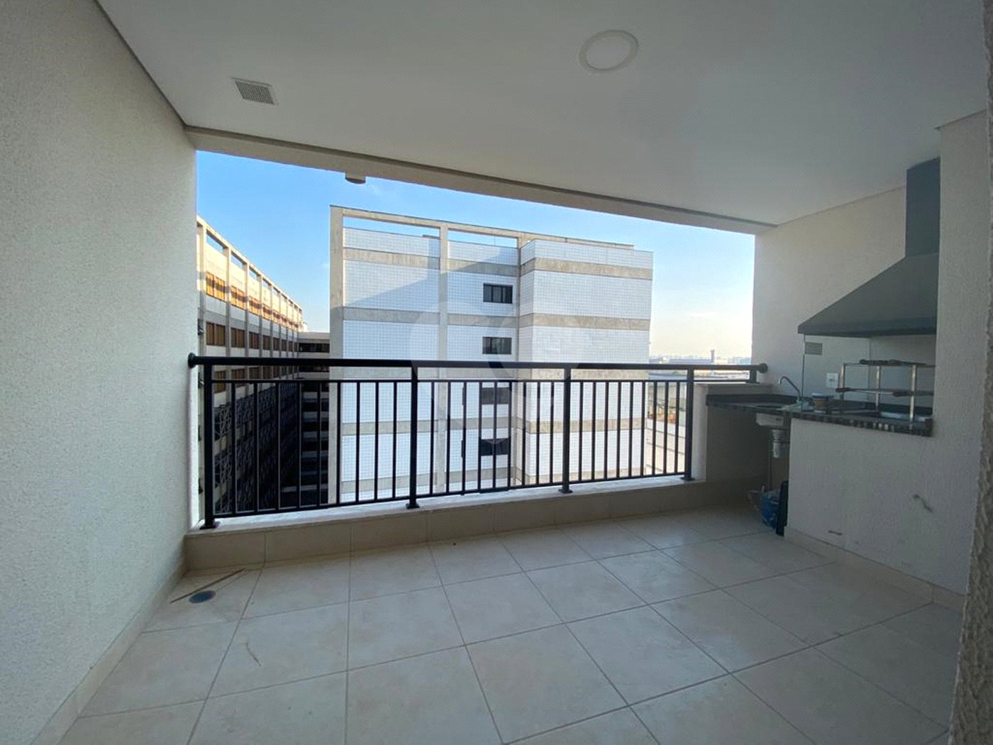 Apartamento à venda com 3 quartos, sendo 1 suíte, em Vila Guilherme, São Paulo, SP