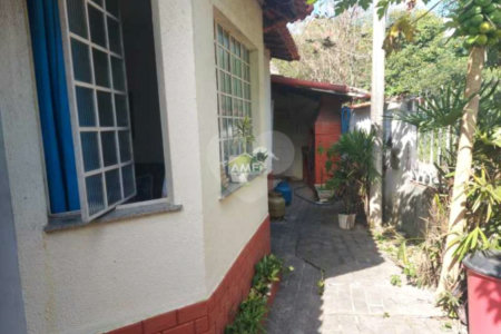 Casa à venda com 2 quartos, sendo 1 suíte, no condomínio River Plate, Rio de Janeiro - RJ