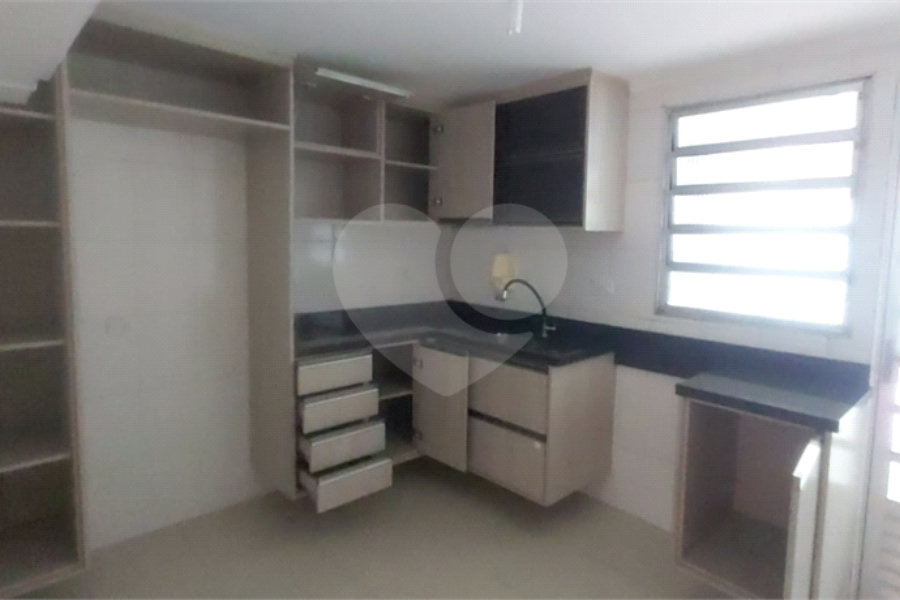 Casa à venda com 2 quartos no condomínio Parque das Araucárias, São Paulo - SP