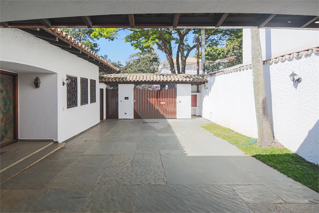 Casa Térrea à venda ou para alugar com 4 quartos, sendo 3 suítes, em Alto da Boa Vista, São Paulo, SP