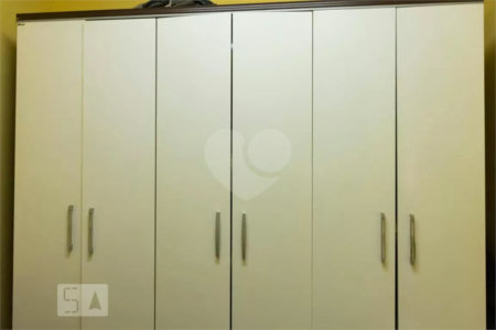 Casa à venda com 3 quartos, sendo 1 suíte, em Vila Universitária, São Paulo, SP
