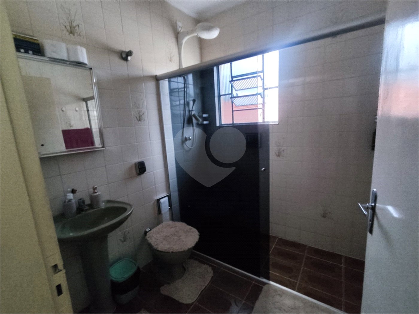 Sobrado à venda com 3 quartos, sendo 1 suíte, em Tremembé, São Paulo, SP