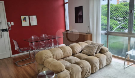 Apartamento à venda com 2 quartos em Moema, São Paulo, SP