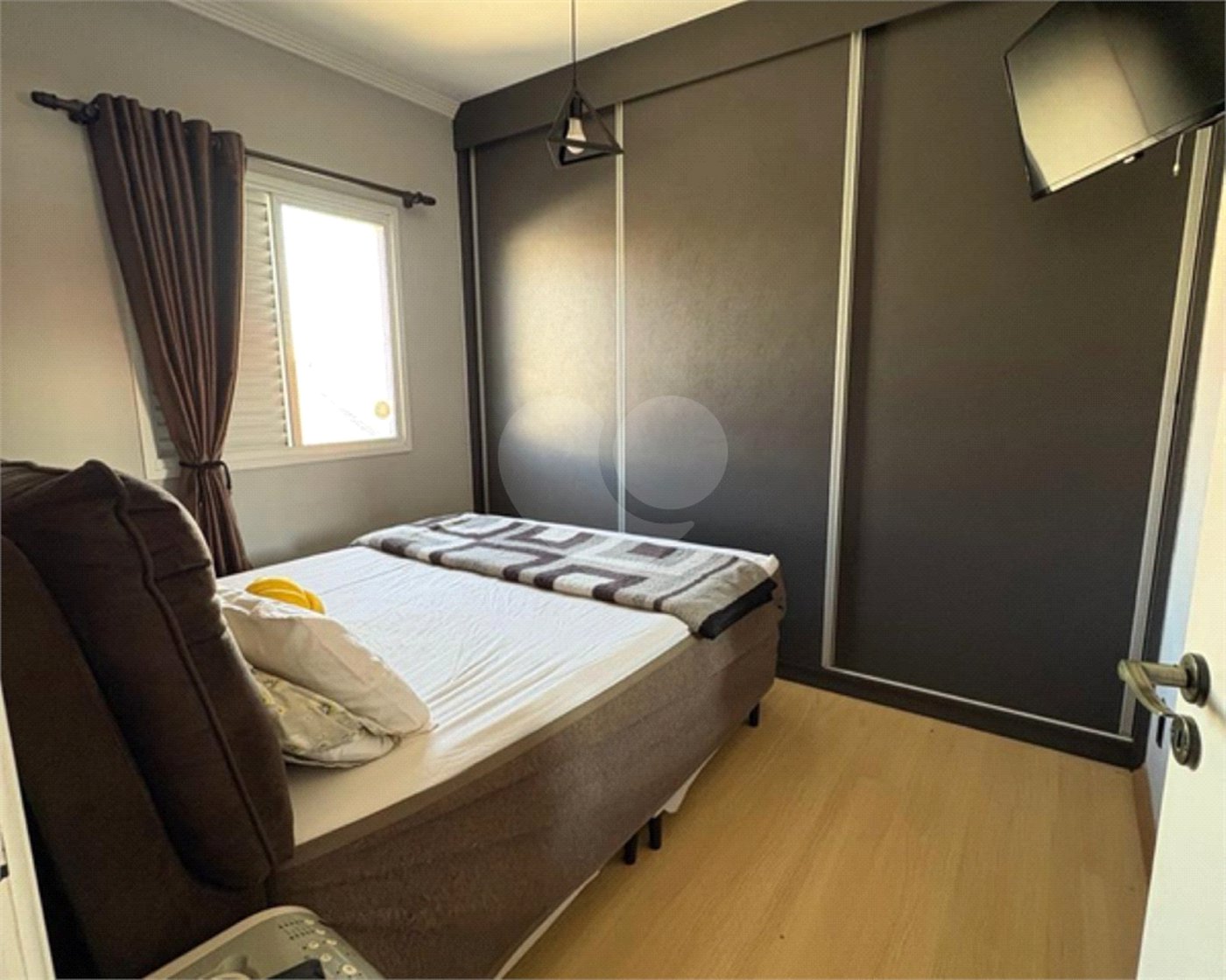 Apartamento à venda com 2 quartos em Jardim Leocádia, Sorocaba, SP