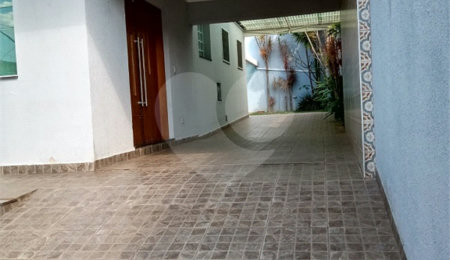 Casa à venda com 4 quartos, sendo 3 suítes,  em Assunção, São Bernardo do Campo, SP