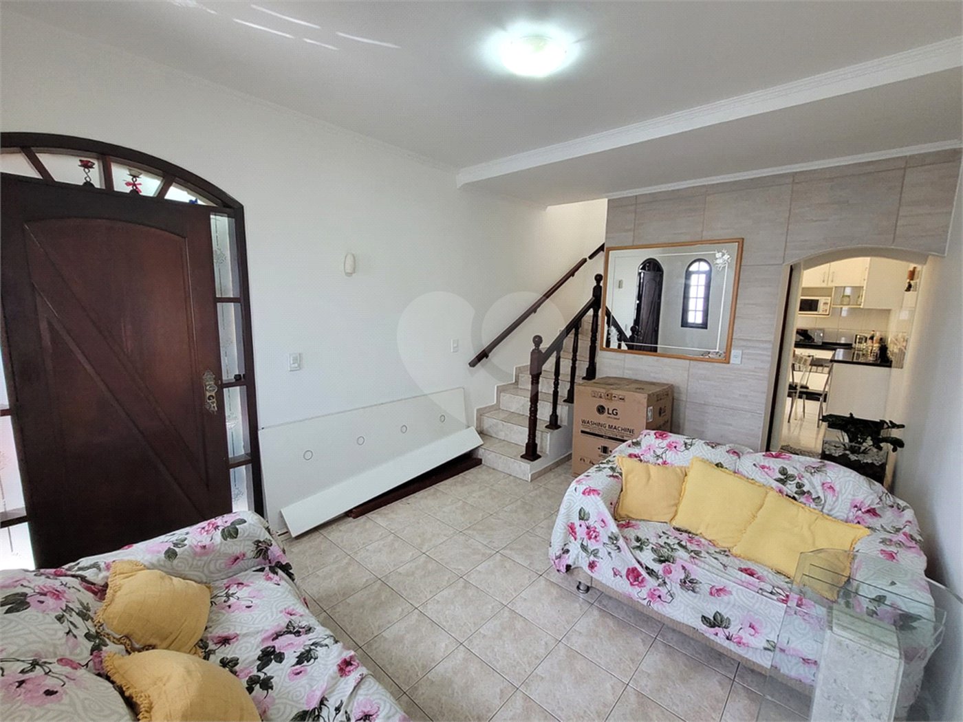 Sobrado à venda com 3 quartos, sendo 1 suíte, em Vila dos Remédios, São Paulo, SP