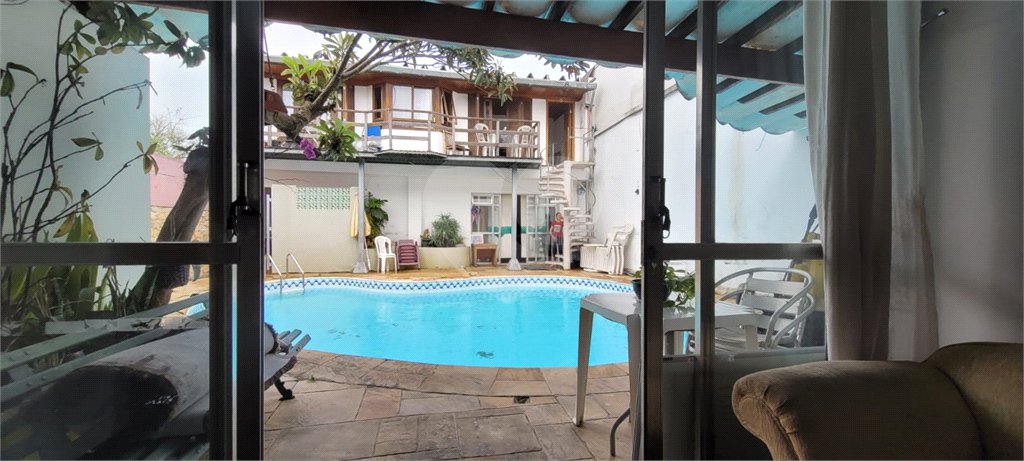 Casa à venda ou para alugar com 3 quartos, sendo 2 suítes, em Alto da Boa Vista, São Paulo, SP