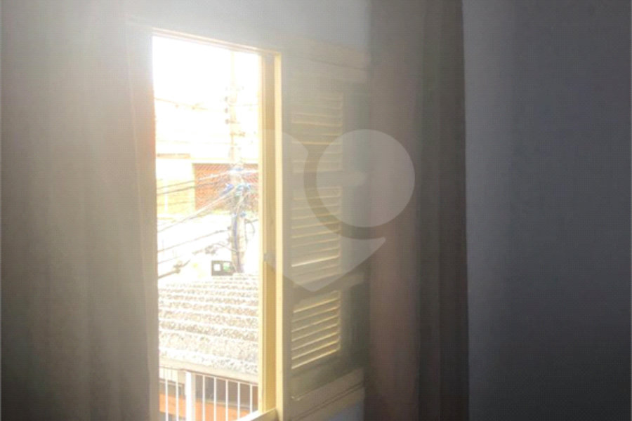 Sobrado à venda com 2 quartos em Artur Alvim, São Paulo, SP