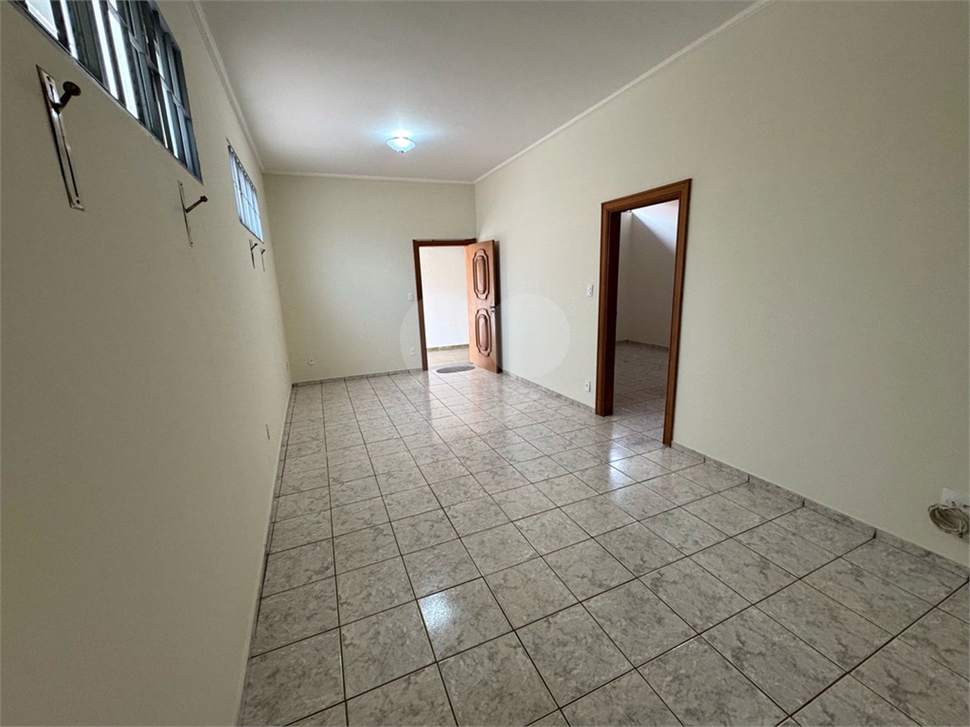 Casa à venda com 3 quartos, sendo 1 suíte, em Jardim Ártico, Araraquara, SP