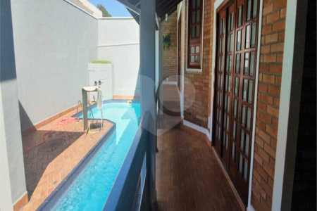 Casa à venda com 4 quartos, sendo 3 suítes, no condomínio Village Terras de Indaiá, Indaiatuba - SP