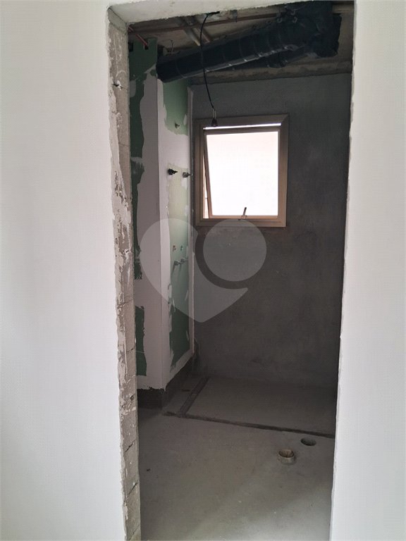 Apartamento à venda com 3 suítes em Moema, São Paulo, SP
