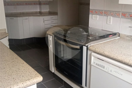 Apartamento à venda com 5 quartos, sendo 4 suítes,  em Tatuapé, São Paulo, SP