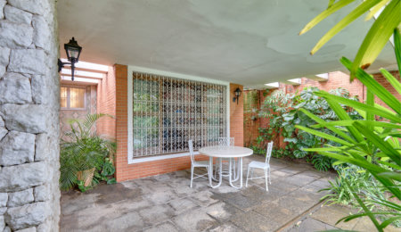 Casa Térrea à venda com 3 quartos, sendo 1 suíte,  em Chácara Monte Alegre, São Paulo, SP