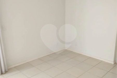 Casa à venda ou para alugar com 3 suítes no condomínio Residencial Jardim das Palmeiras, Vinhedo - SP