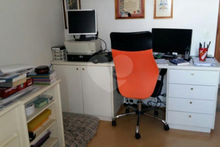 Apartamento à venda com 3 quartos, sendo 2 suítes, em Jardim Parque Morumbi, São Paulo, SP