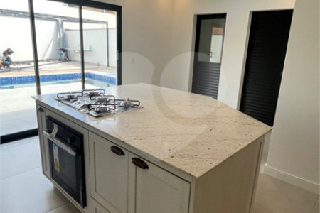 Casa Térrea à venda com 3 suítes em Nova Gardênia, Atibaia, SP