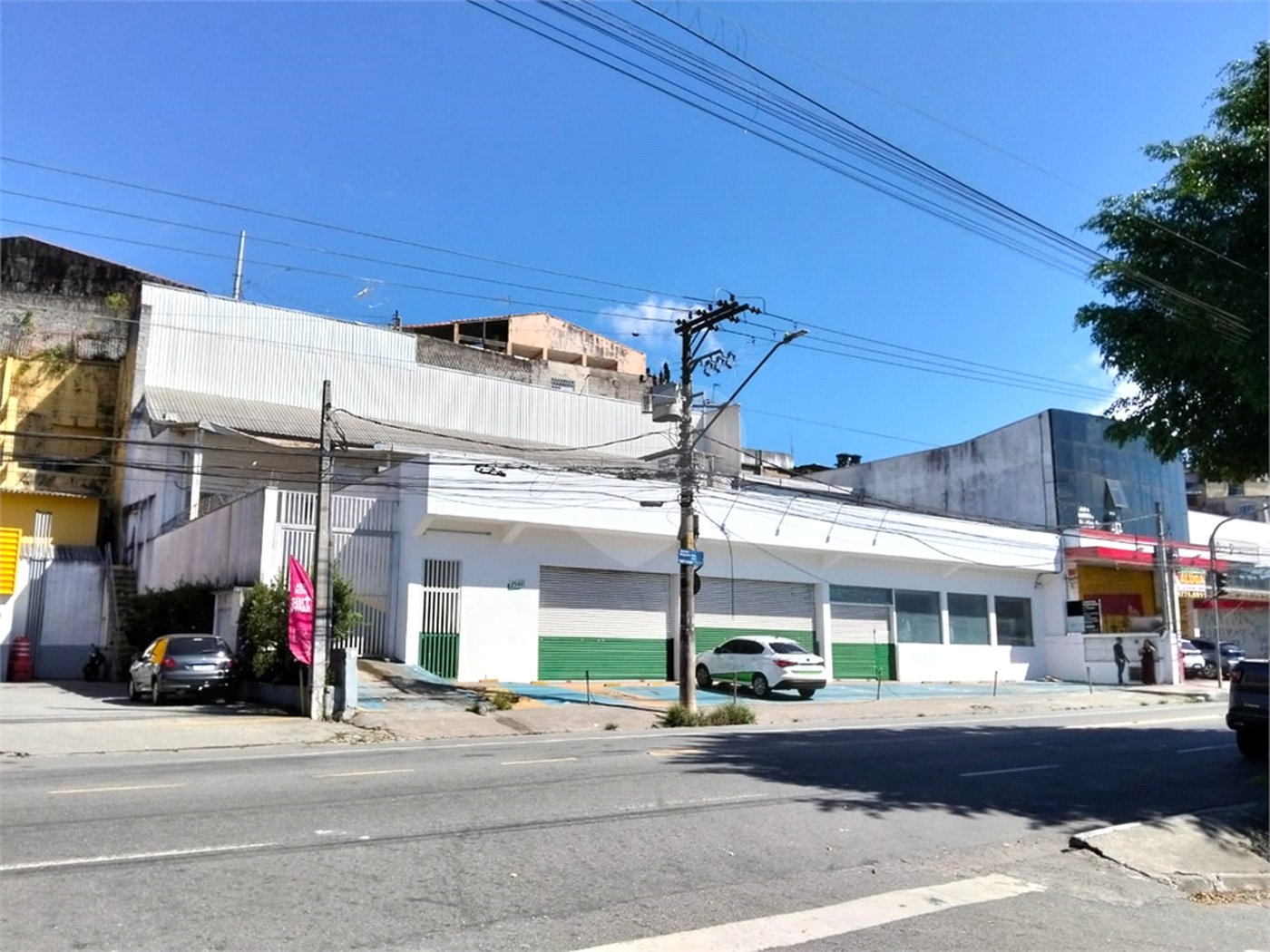 Salão para alugar em Cocaia, Guarulhos, SP