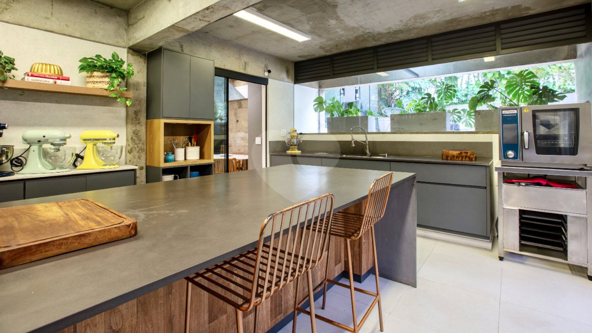 Casa à venda com 3 quartos, sendo 1 suíte, em Brooklin, São Paulo, SP