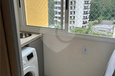 Apartamento à venda com 2 quartos, sendo 1 suíte,  em Paraíso do Morumbi, São Paulo, SP