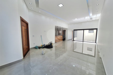 Casa à venda com 3 quartos, sendo 1 suíte,  em João Xxiii, Vinhedo, SP