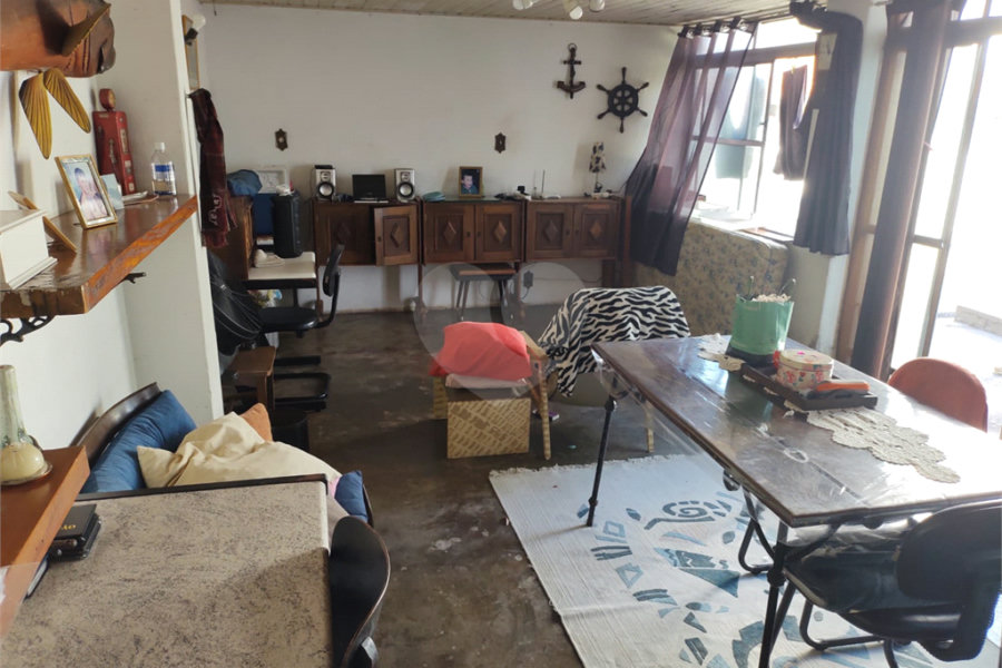 Sobrado à venda com 3 quartos em Tremembé, São Paulo, SP