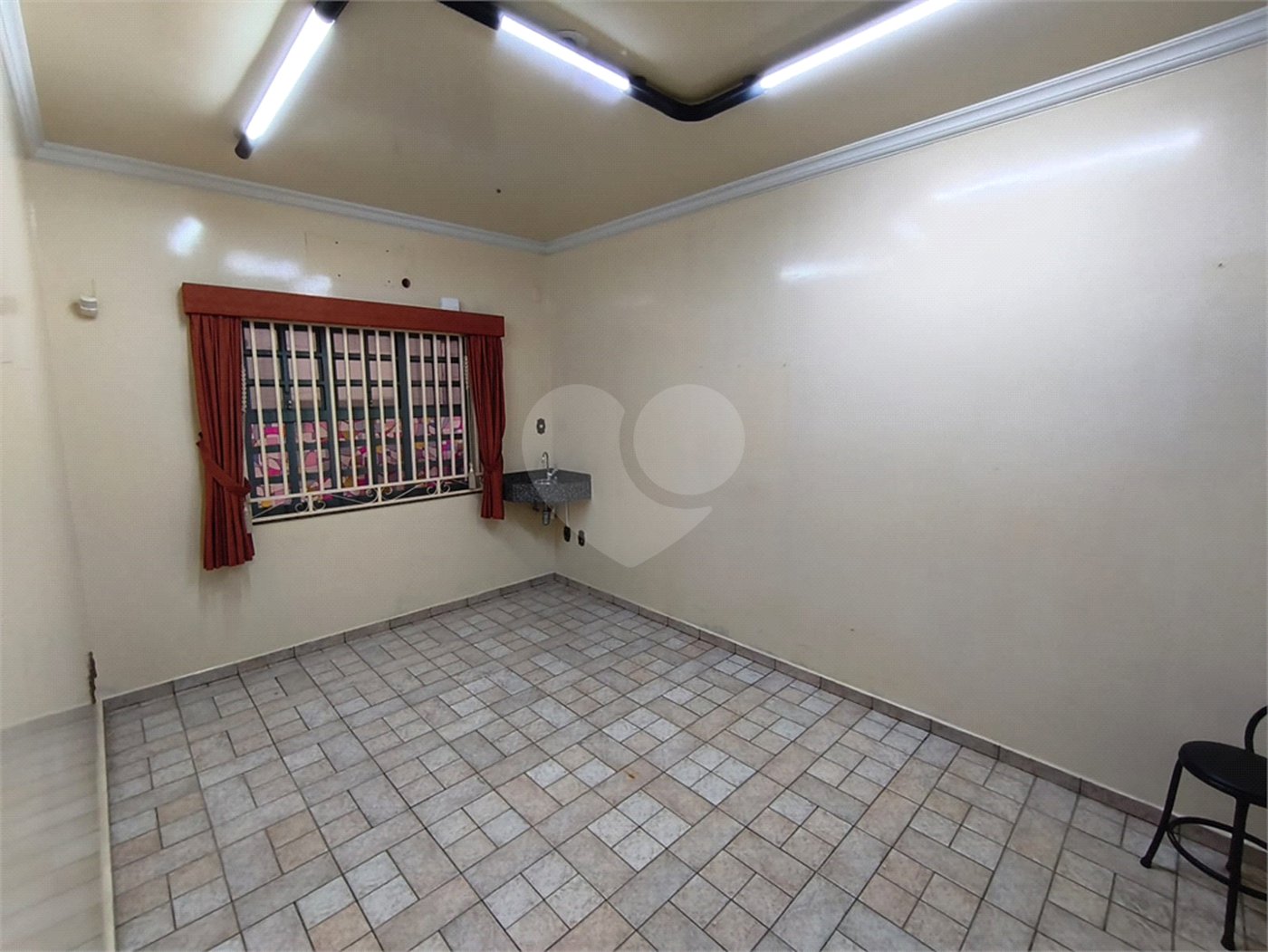 Casa à venda ou para alugar com 1 suíte, no Centro, Itapetininga, SP