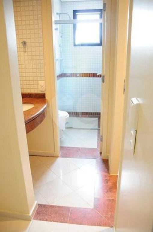 Flat à venda com 1 quarto em Santana, São Paulo, SP
