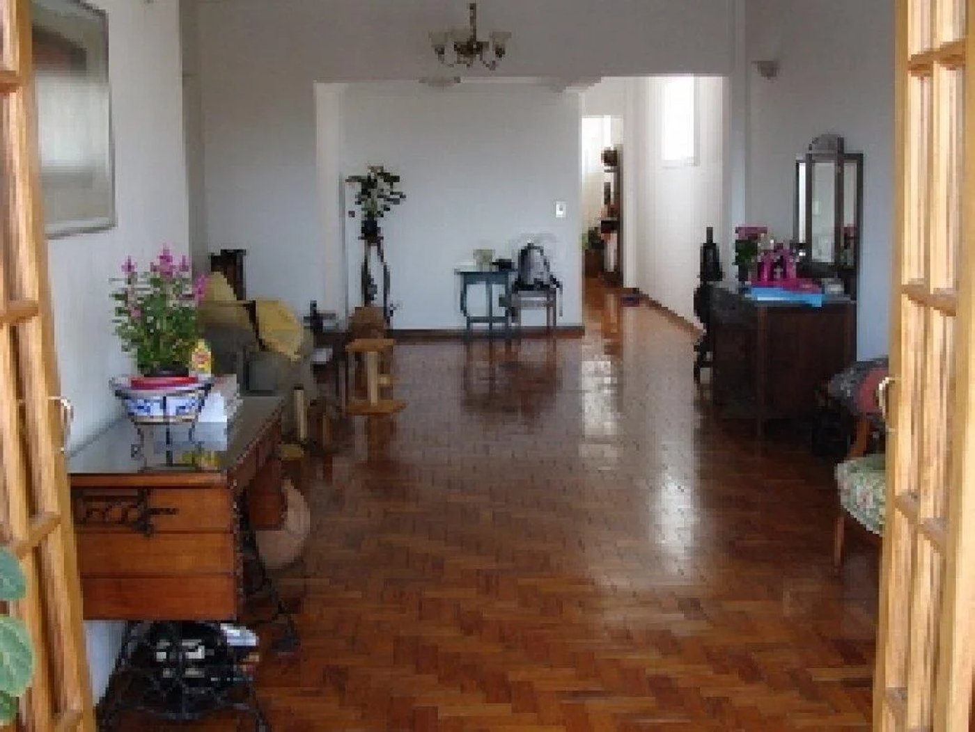 Apartamento à venda com 3 quartos, sendo 1 suíte,  em Pinheiros, São Paulo, SP