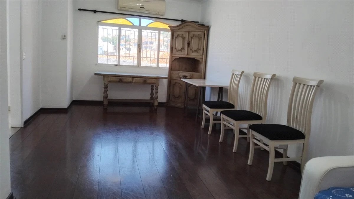 Sobrado à venda com 3 quartos, sendo 1 suíte,  em Jardim Bonfiglioli, São Paulo, SP