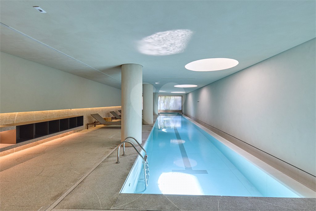 Apartamento à venda com 4 suítes em Vila Nova Conceição, São Paulo, SP