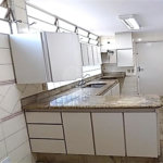 Sobrado à venda com 4 quartos, sendo 1 suíte, em Pinheiros, São Paulo, SP