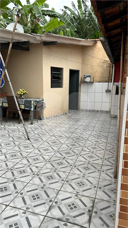 Sobrado à venda com 3 quartos, sendo 2 suítes,  em Vila Lúcia, Poá, SP
