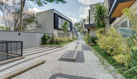 Casa à venda com 4 suítes no condomínio Vila Arese, São Paulo - SP