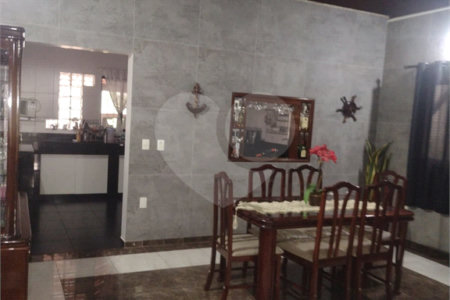 Casa à venda com 3 quartos, sendo 1 suíte, no condomínio Acmti - Colinas do Mosteiro, Terras de Itaici e Recanto dos Pássaros, Indaiatuba - SP
