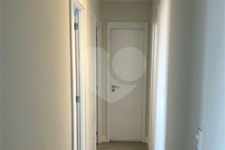 Apartamento à venda com 3 quartos, sendo 1 suíte,  em Parque São Jorge, São Paulo, SP