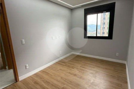 Apartamento à venda com 2 quartos, sendo 1 suíte, em Vila Progresso, Jundiaí, SP