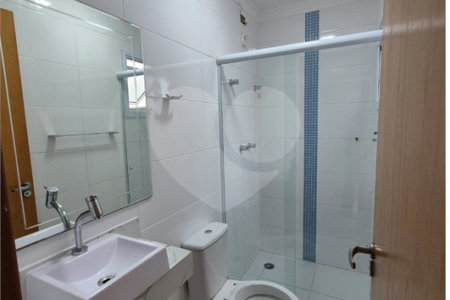 Sobrado à venda com 3 quartos, sendo 1 suíte,  em Vila Pedra Branca, São Paulo, SP