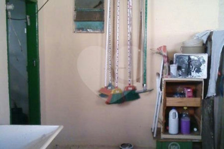 Prédio à venda com 1 quarto em Vila Haro, Sorocaba, SP