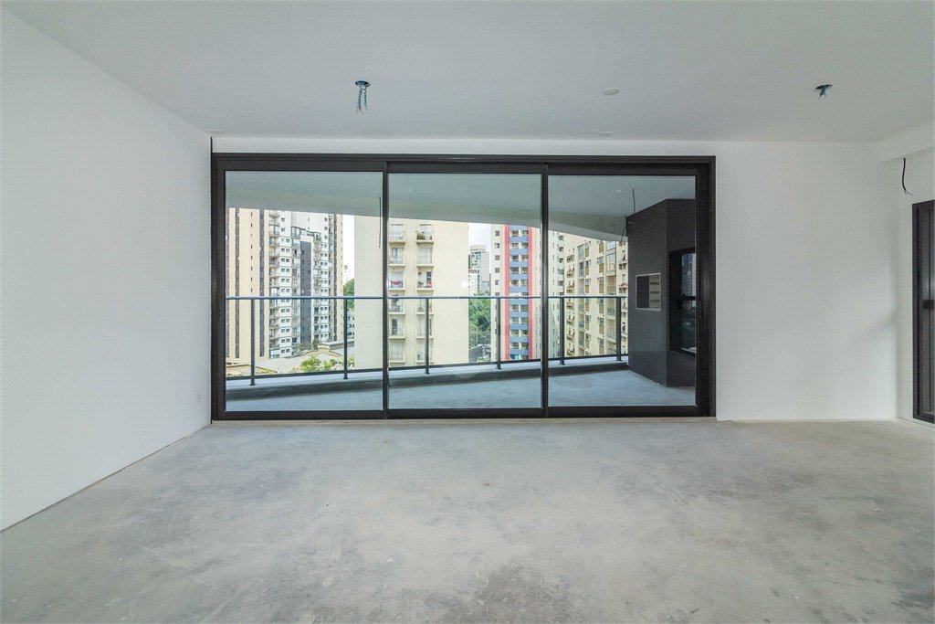 Apartamento à venda com 3 suítes em Vila Olímpia, São Paulo, SP