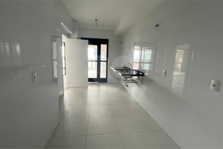 Apartamento à venda com 4 quartos, sendo 2 suítes, em Chácara Santo Antônio (zona Sul), São Paulo, SP