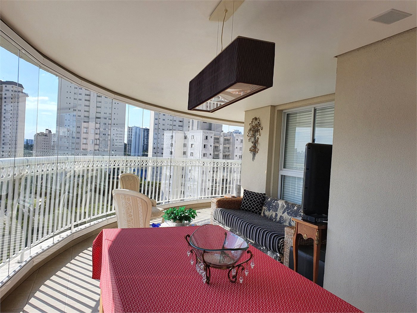 Apartamento à venda com 4 suítes em Jardim Marajoara, São Paulo, SP