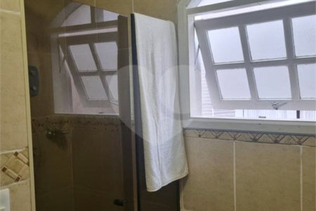 Sobrado à venda com 3 quartos, sendo 1 suíte,  em Vila Dom Pedro II, São Paulo, SP