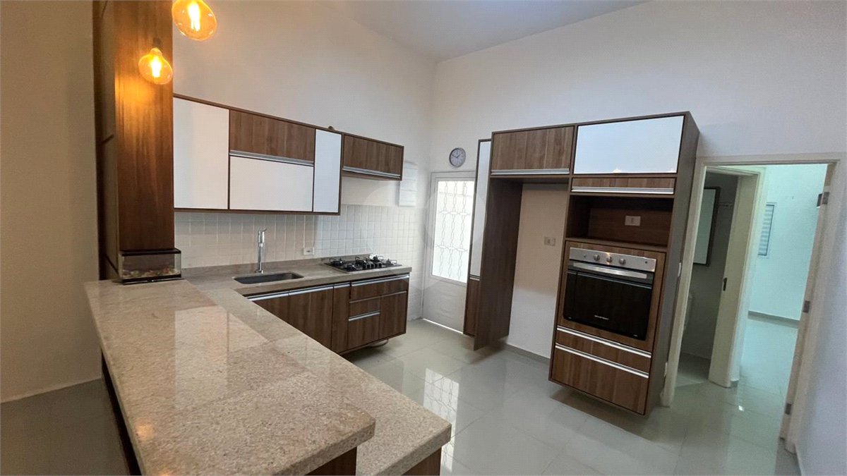 Casa à venda ou para alugar com 3 quartos, sendo 1 suíte, em Jardim Paulista, Atibaia, SP