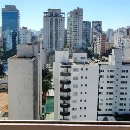 Apartamento à venda com 4 quartos, sendo 1 suíte, em Vila Olímpia, São Paulo, SP