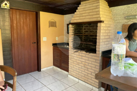 Casa em condomínio à venda com 2 quartos, sendo 1 suíte,  em Portal da Ferradura, Armação dos Búzios, RJ