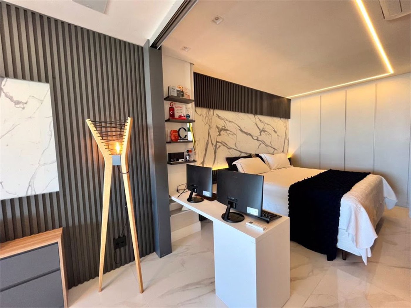 Apartamento com 1 quarto com hidromassagem e vista para o mar à venda em Aparecida - SP