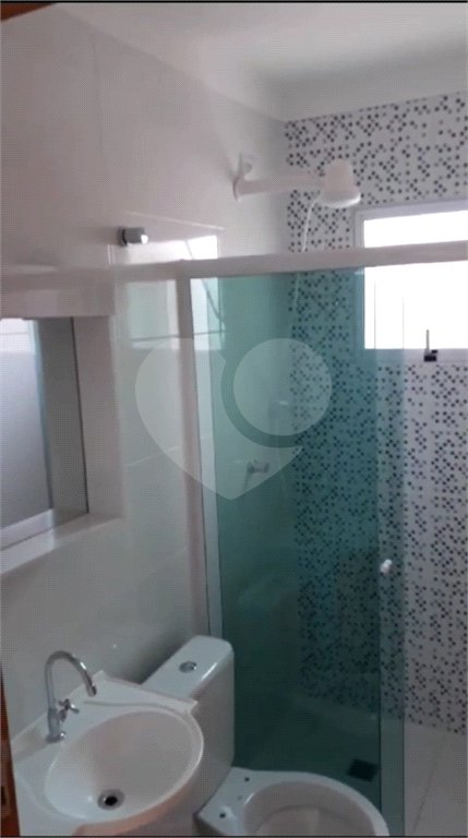 Casa à venda com 1 quarto no condomínio Camila I, São Paulo - SP